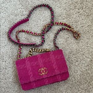 Chanel Fuchsia Tweed Swing O mini Bag